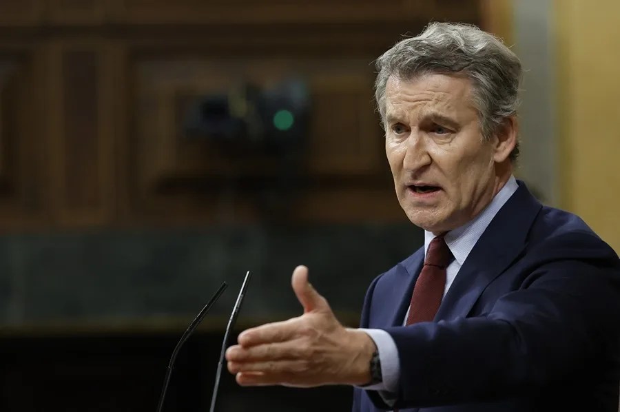 Feijóo: «La gente que me para en la calle me dice que soy demasiado blando»