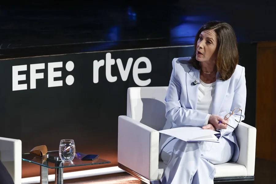 Montero avanza que España cumplió el objetivo de déficit del 2,5 % del PIB en 2025