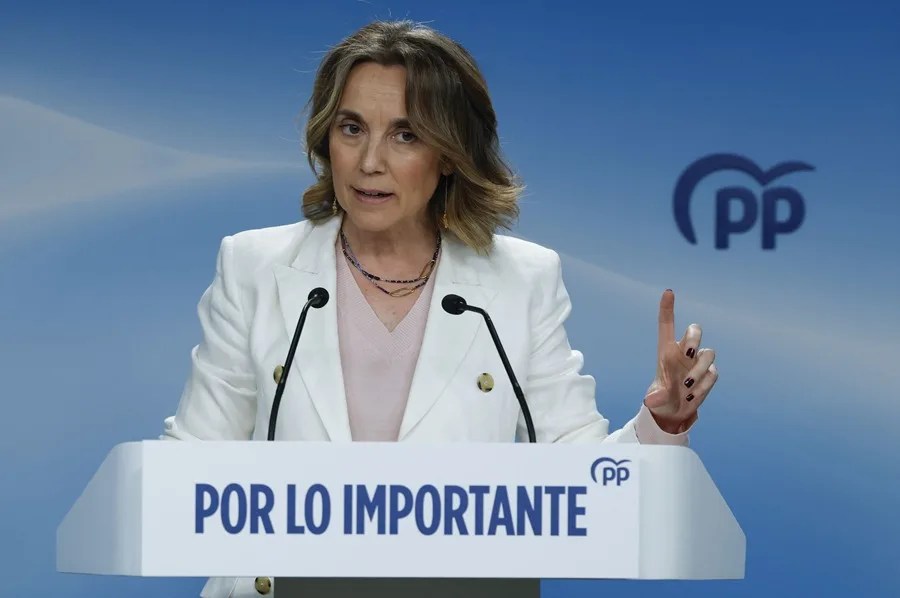 El PP anuncia una querella contra Tezanos por posible delito electoral