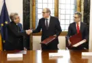 The Government and the Church sign the protocol to compensate victims of sexual abuse in Spain.