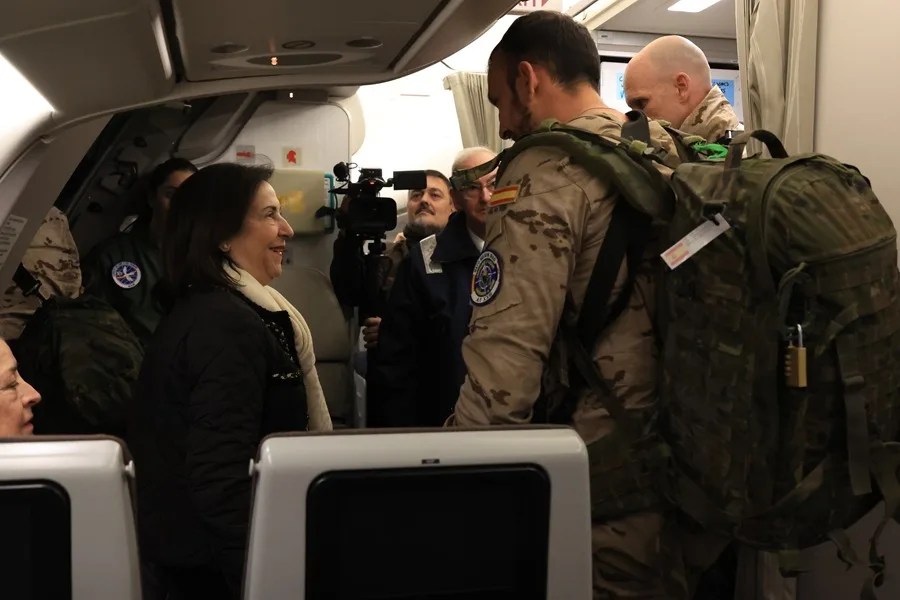 Aterrizan en la base de Torrejón de Ardoz 205 militares españoles procedentes de Irak