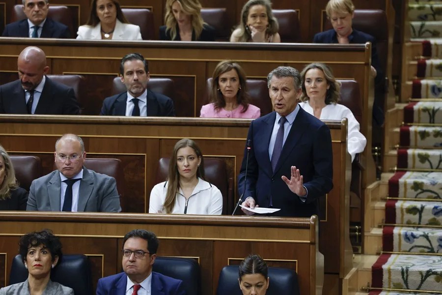 El caso Leire no altera los planes de Sánchez de agotar la legislatura