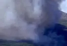 Envían mensajes EsAlert para confinar tres pueblos de Ávila por el fuego y evacúan un camping y dos casas rurales