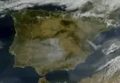 Mejoran los fuegos en el centro de España tras arder 77.000 hectáreas y sigue preocupando Castellón