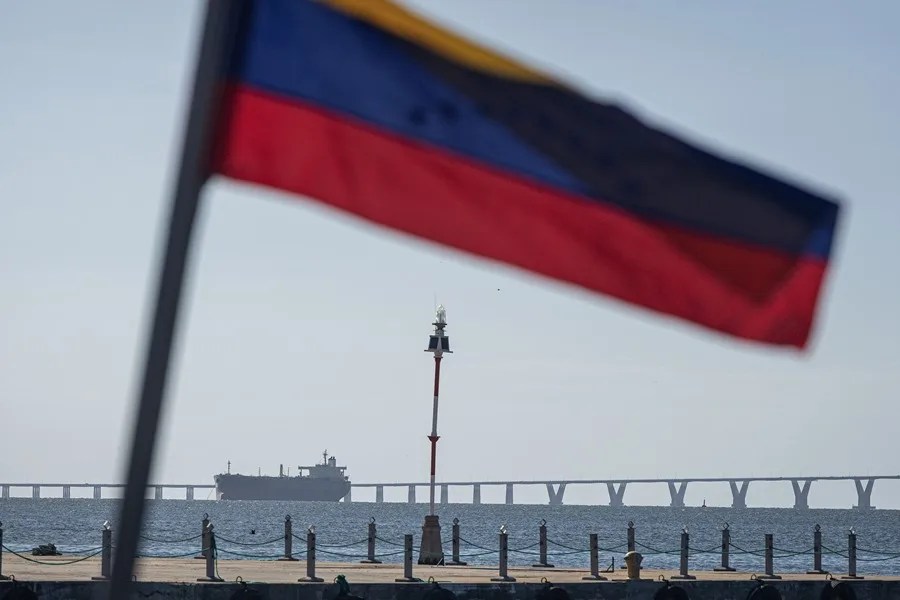 Trump anuncia «el mayor acuerdo petrolero de la historia mundial» con Venezuela