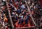 La Tomatina, 60 minutos a tomatazos que asombran al mundo y dejan una marea roja en Buñol