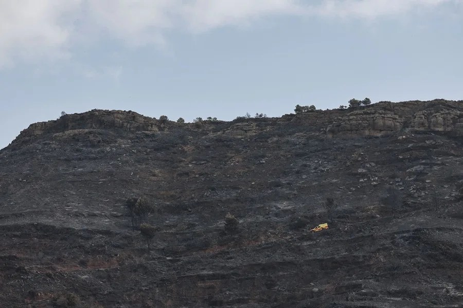Los vecinos evacuados por el incendio de Segorbe pueden volver a sus casas, pero deben permanecer confinados