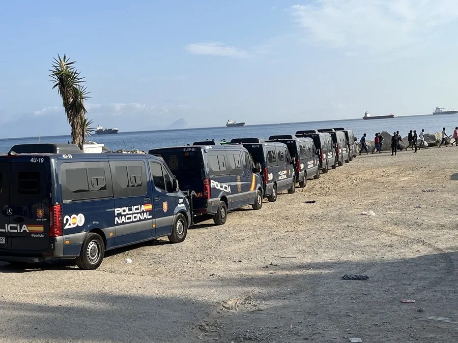 España traslada a Marruecos su rechazo «tajante» a las pretensiones sobre Ceuta y Melilla