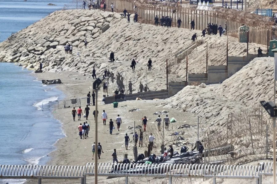 Ceuta sigue buscando la normalidad una semana después de la entrada masiva de migrantes