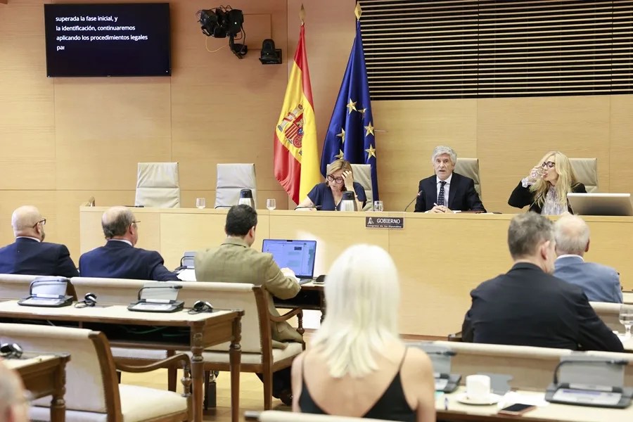 Interior cifra en 5.000 los migrantes aún en Ceuta frente al PP y Vox, que elevan la cifra a 20.000