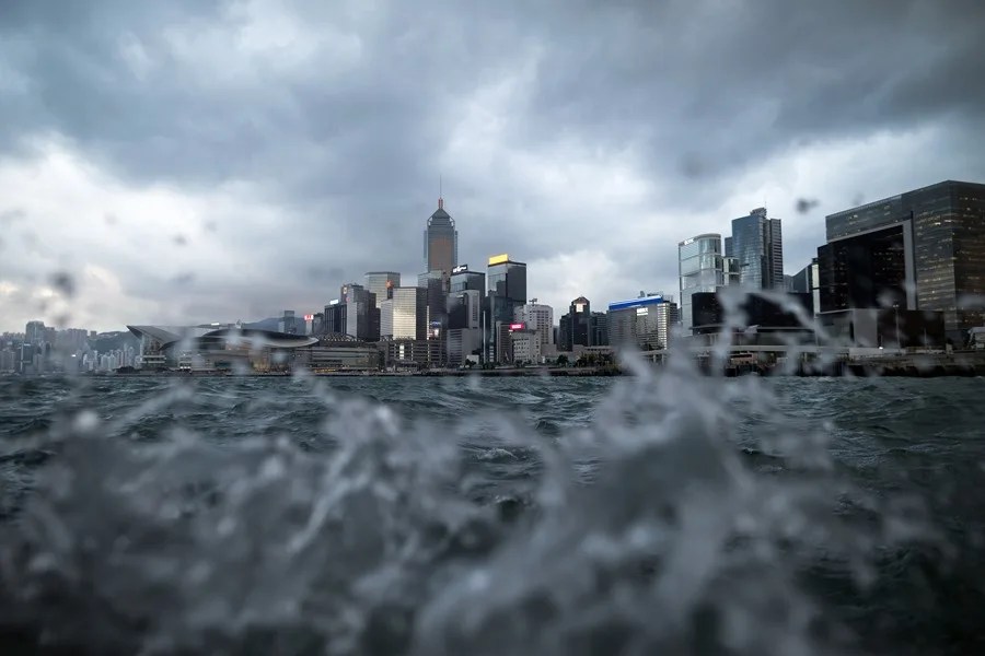 El tifón Dolphin deja lluvias récord y más de 1,6 millones de evacuados en China
