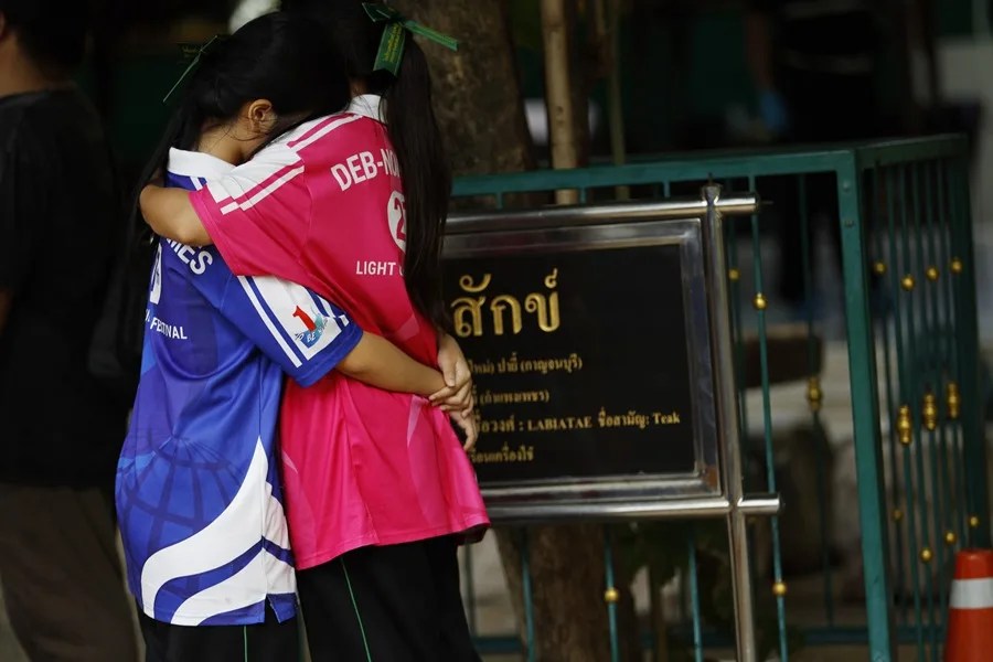 Tailandia eleva a 9 los muertos por el tiroteo en una escuela tras la muerte de una menor