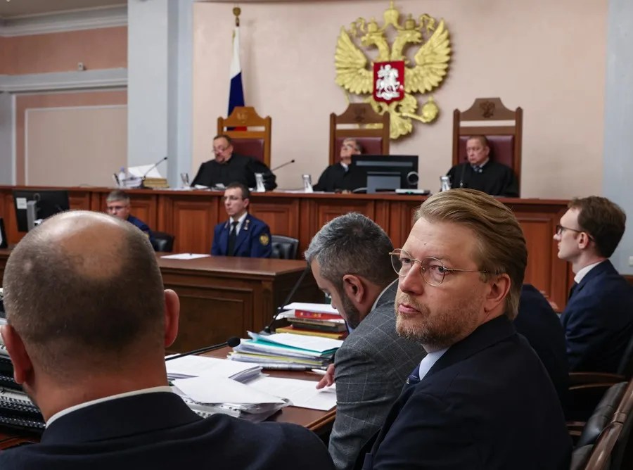 Al menos 55 detenidos durante la apelación del partido opositor ruso Yábloko ante el Supremo