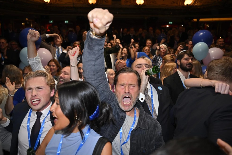 El bloque opositor de centroizquierda gana las elecciones en Suecia, según un sondeo