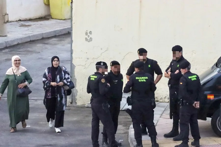 Marruecos garantiza a España que colaborará para impedir una nueva entrada de migrantes