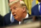 Trump amenaza con cortar el comercio con los países que tienen superávit si no se bajan los tipos de interés