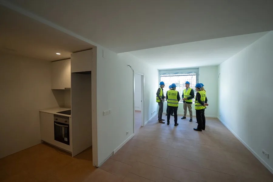 Feijóo dice que la vivienda y la crisis ceutí muestran un «fallo sistémico» del Gobierno