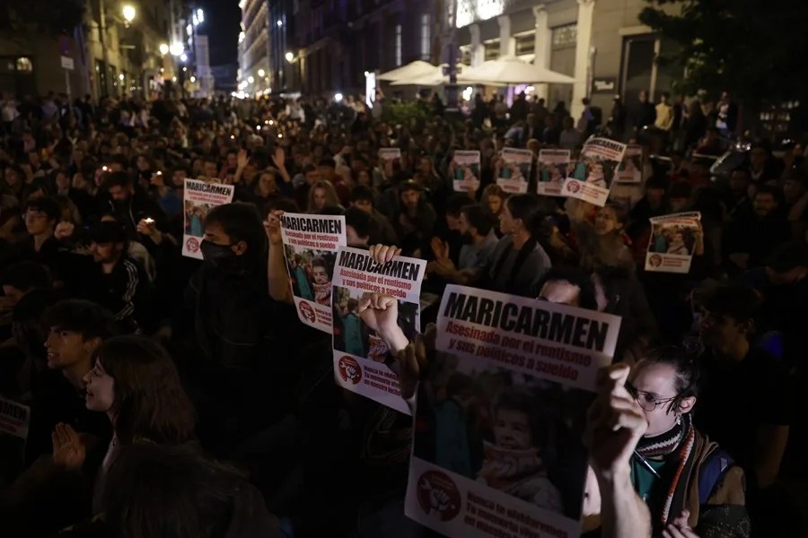 Indignación por la muerte de Maricarmen Abascal en la madrugada más triste para la acampada en Sol