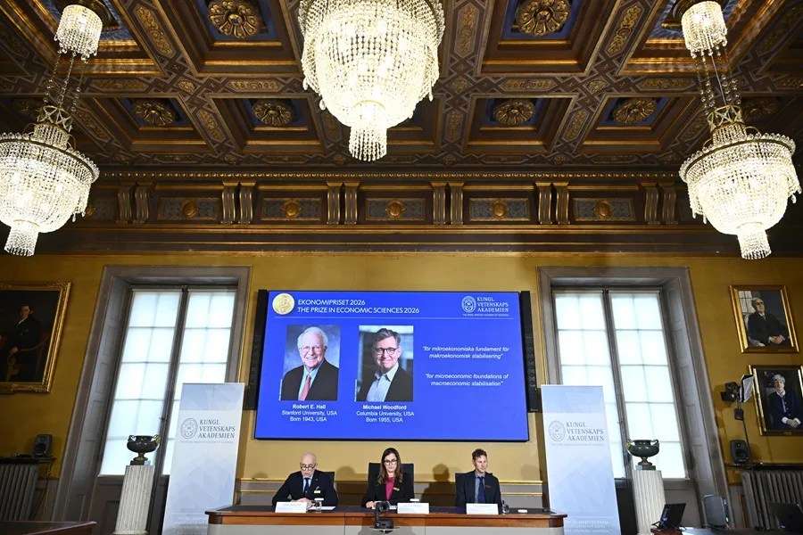 Hall y Woodford, Nobel de Economía por Fundamentos micro de estabilización macroecnómica