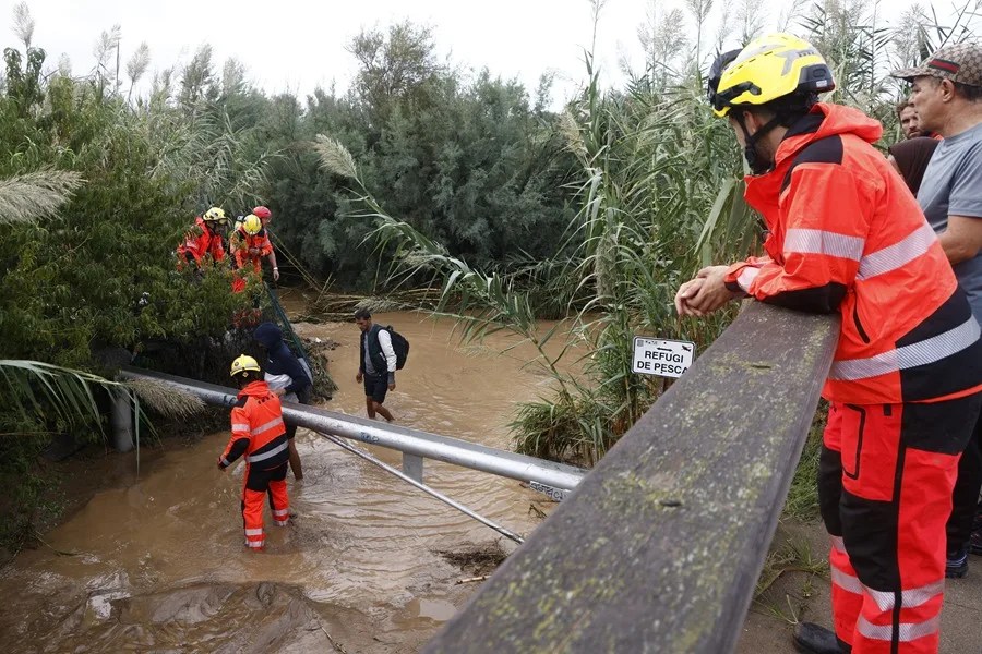 El fuerte temporal en Cataluña provoca dos muertos, en Tordera y en Montornès del Vallès
